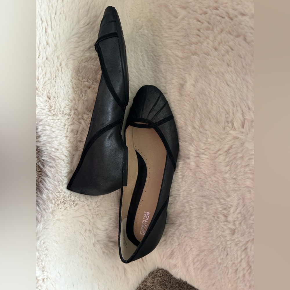 Kenneth Cole flats